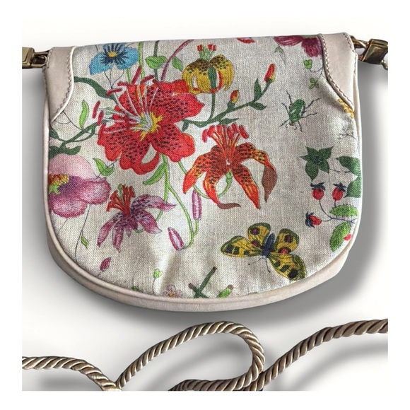 GUCCI Flora Canvas Mini Saddle Crossbody – Michele Era - Picture 3 of 5